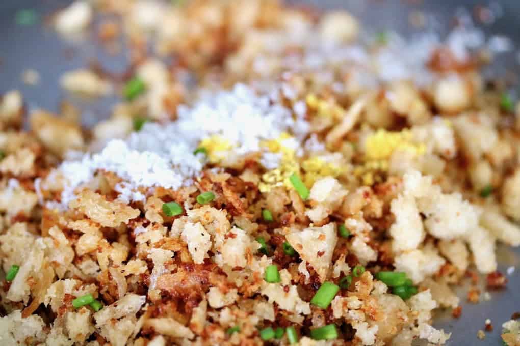 Toasted breadcrumbs with lemon zest, herbs and parmesan.