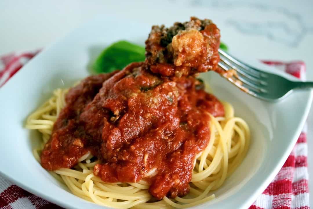 Spaghetti and meatballs.